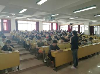 建筑工程与力学学院召开顶岗实习动员大会