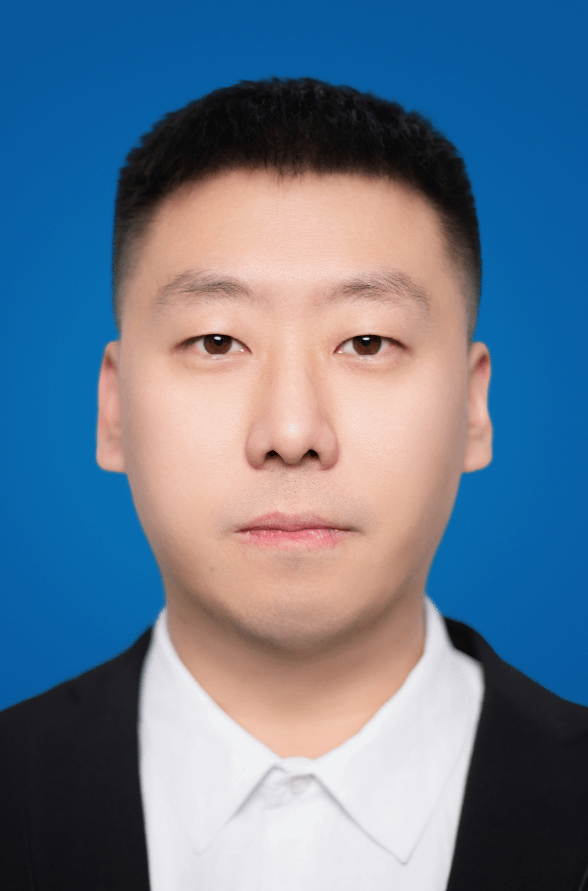 张佳琦